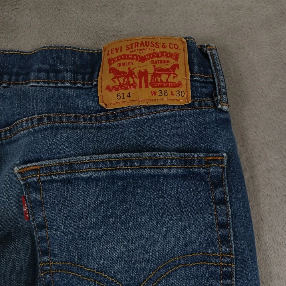Levis‎ 514 Jeans Mens 36x30 Blue Denim Straight Fit Logo Casual Distressed A2